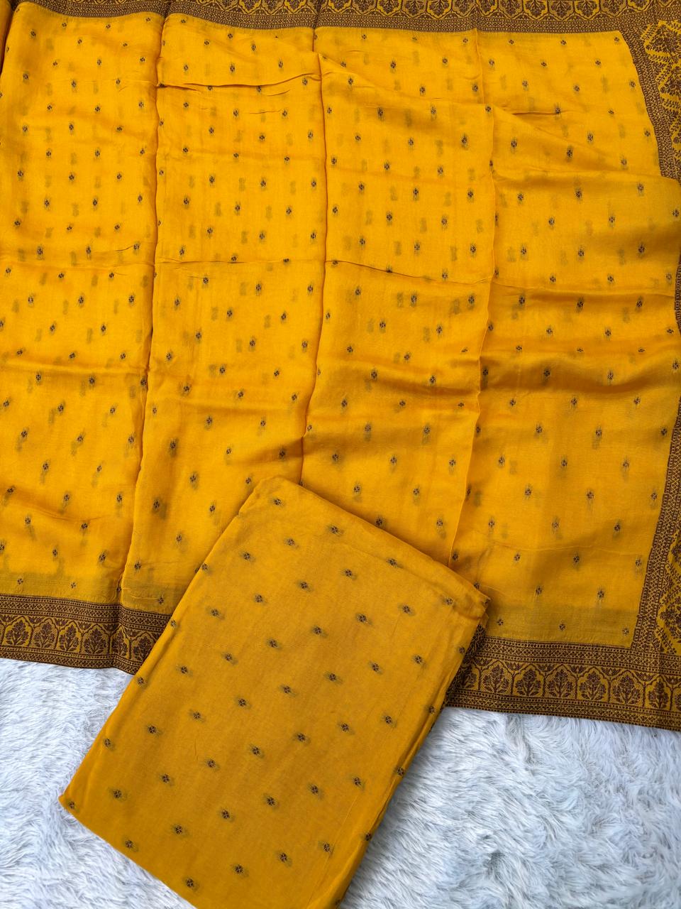 Dola Banarasi with Jacquard weaving unstiched salwar